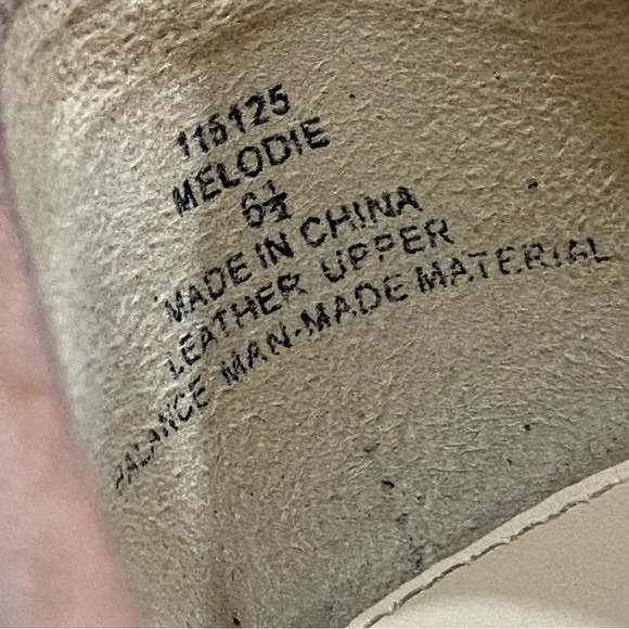 Michael Shannon Melodie Tassel Loafers - Picture 4 of 12